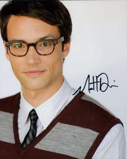 Matthew Davis autograph