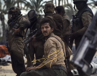 Diego Luna autograph