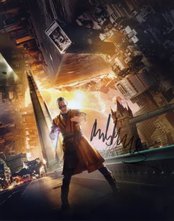 Mads Mikkelsen autograph