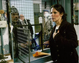 Lili Taylor autograph