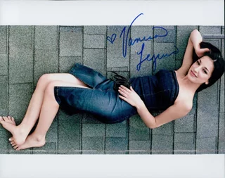 Vanessa Lengies autograph
