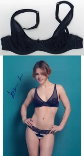 Josee Lanue autograph