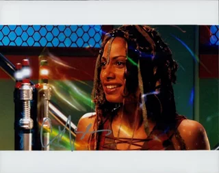 Christina Moses autograph