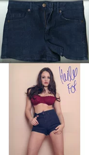Hailee Fox autograph