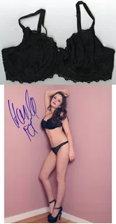 Hailee Fox autograph