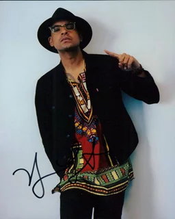 Yassir Lester autograph