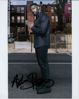 Ashley Thomas autograph