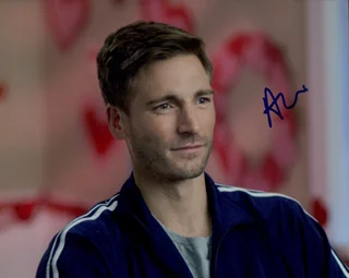 Andrew Walker autograph