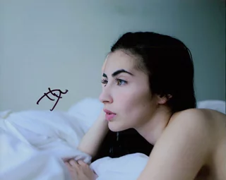 Dilan Gwyn autograph