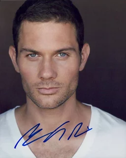 Gino Anthony Pesi autograph
