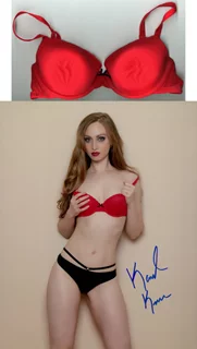 Karoline Keri autograph