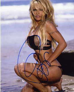 Pamela Anderson autograph