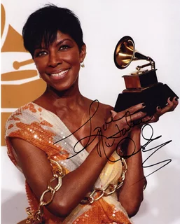 Natalie Cole autograph