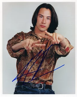 Keanu Reeves autograph