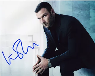 Liev Schreiber autograph