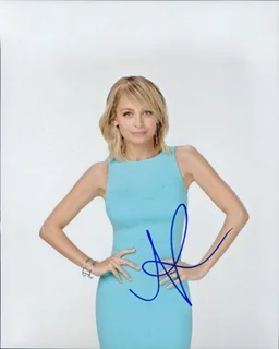 Nicole Richie autograph