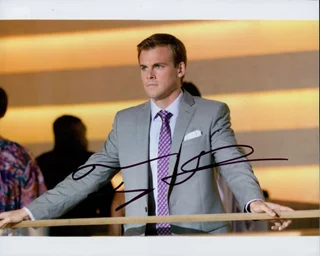 Tommy Dewey autograph