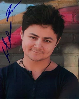 Arturo Castro autograph