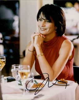 Rachel Griffiths autograph