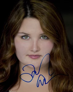 Isabella Amara autograph