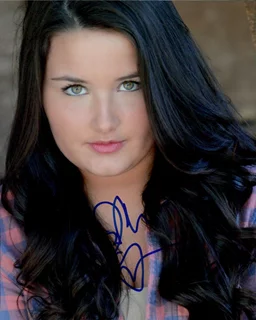 Isabella Amara autograph