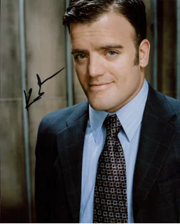 Kevin Weisman autograph