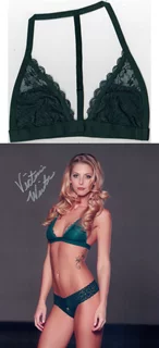 Victoria Winters autograph