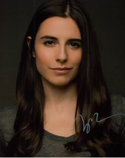 Marianne Rendon autograph