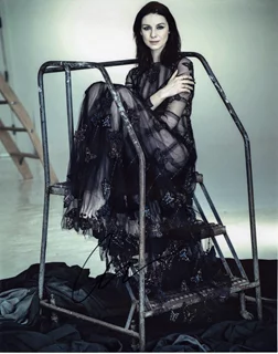 Caitriona Balfe autograph