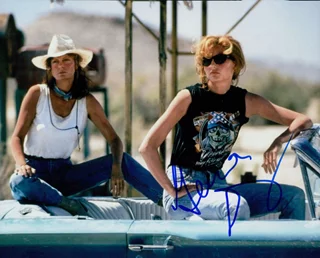 Geena Davis autograph