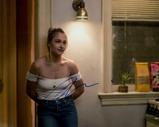 Jemima Kirke autograph