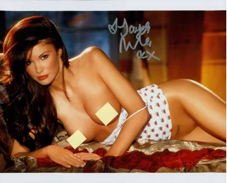 Jayde Nicole autograph