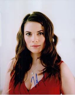 Hayley Atwell autograph