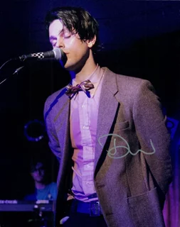 Dallon Weekes autograph