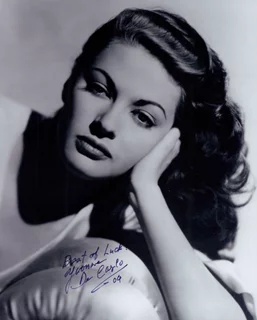 Yvonne DeCarlo autograph