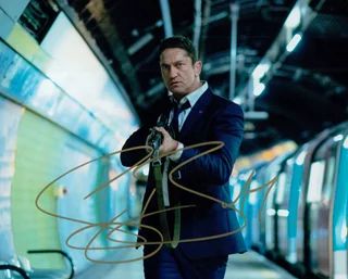 Gerard Butler autograph