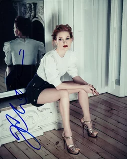 Jessica Chastain autograph