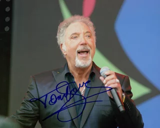 Tom Jones autograph