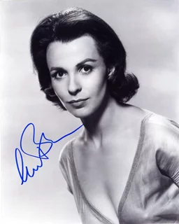 Claire Bloom autograph