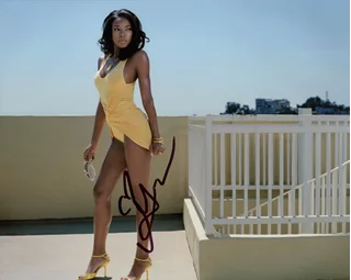 Gabrielle Union autograph
