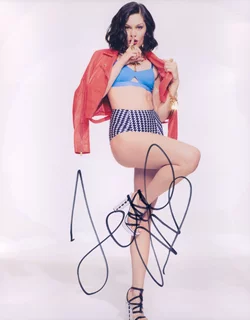 Jessie J autograph