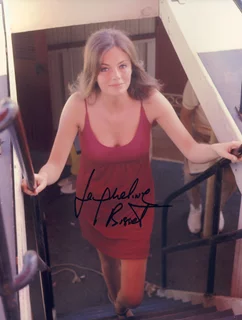 Jacqueline Bisset autograph