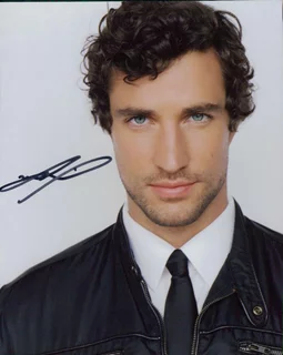 Andrew Dits autograph