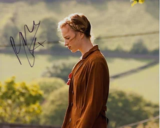 Phoebe Dynevor autograph