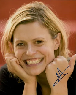 Marianna Palka autograph