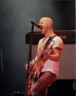Chris Daughtry autograph