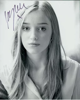 Phoebe Dynevor autograph