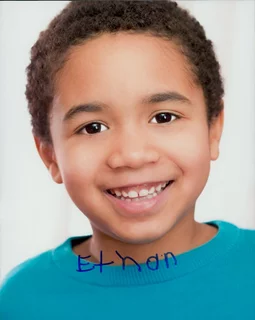 Ethan Hutchison autograph