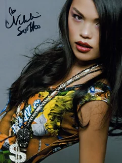Nikki SooHoo autograph