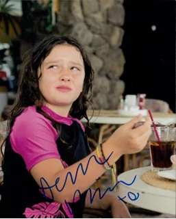 Amara Miller autograph